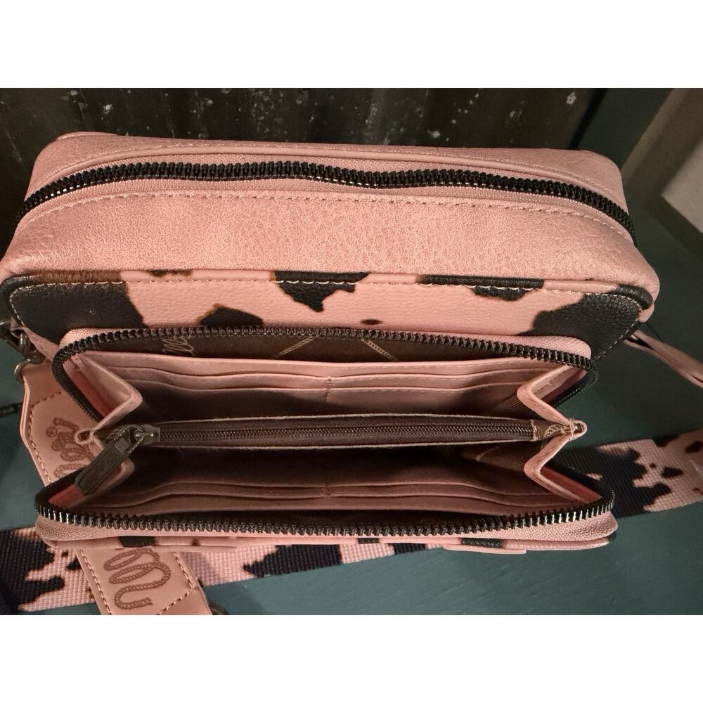 Wrangler By Montana West Vegan Leather Pink Cow Print Crossbody Bag Purse Rodeo - Picture 3 of 7